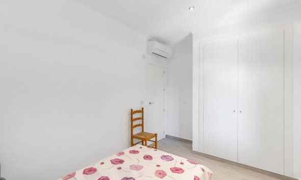 Resale - Villa - Orihuela Costa - Punta Prima