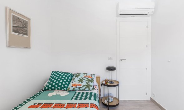 Resale - Villa - Orihuela Costa - Punta Prima