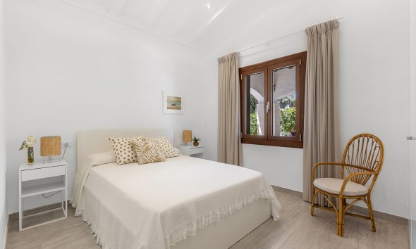 Resale - Villa - Orihuela Costa - Punta Prima