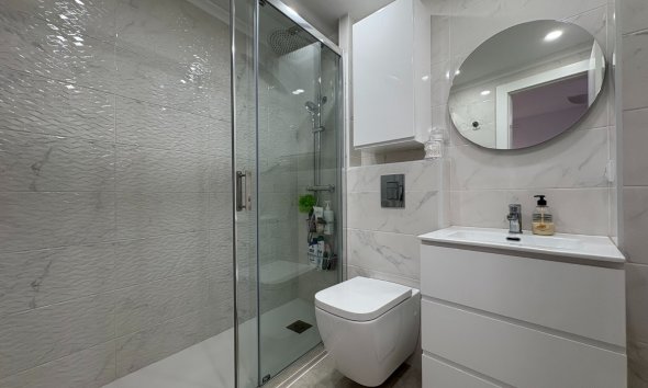 Resale - Apartment - Torrevieja - Centro