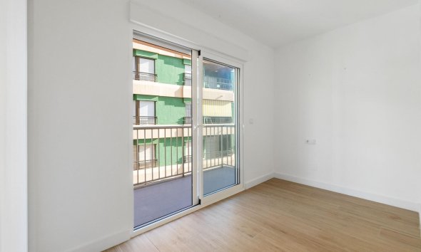 Reventa - Apartamento - Torrevieja - Playa del cura