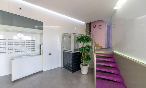 Reventa - Apartamento - Torrevieja - Playa del cura