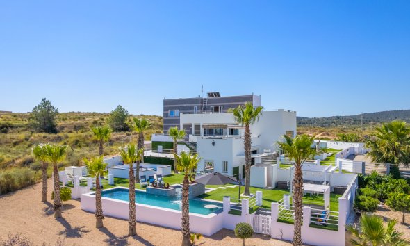 Resale - Villa - Torremendo