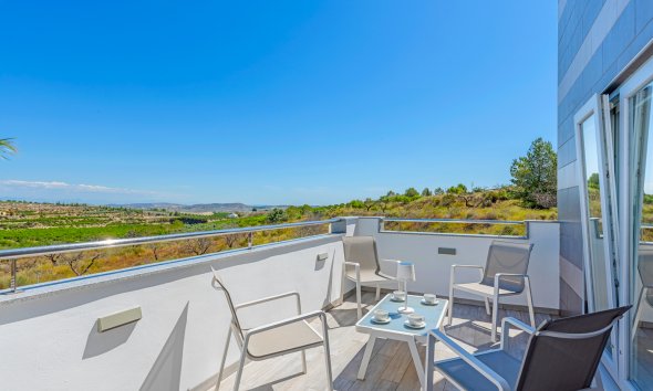 Resale - Villa - Torremendo