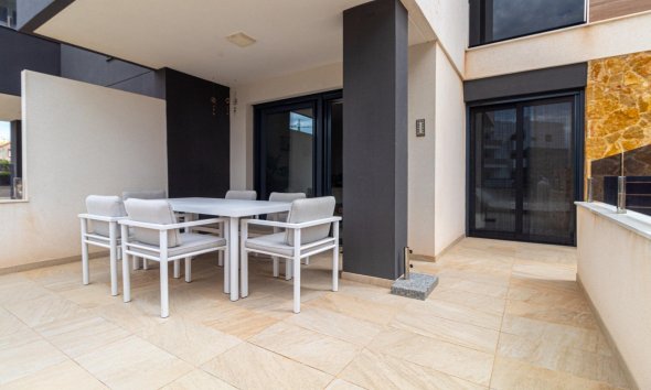 Resale - Apartment - Orihuela Costa - La Florida