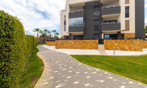 Resale - Apartment - Orihuela Costa - La Florida