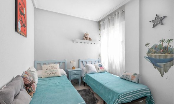 Resale - Bungalow - Torrevieja - Parque de las Naciones