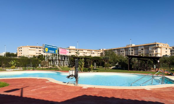 Resale - Bungalow - Torrevieja - Parque de las Naciones