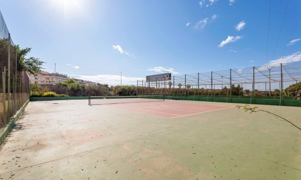 Resale - Bungalow - Torrevieja - Parque de las Naciones