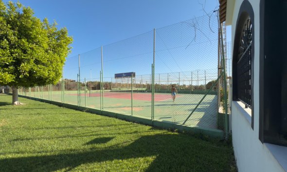 Resale - Bungalow - Torrevieja - Parque de las Naciones