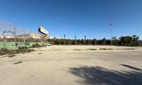 Resale - Bungalow - Torrevieja - Parque de las Naciones