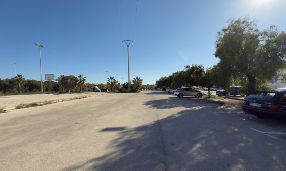 Resale - Bungalow - Torrevieja - Parque de las Naciones