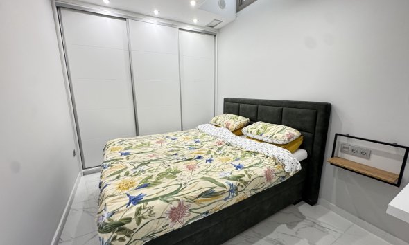 Resale - Villa - Orihuela Costa - Villamartin