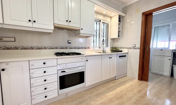 Reventa - Villa - San Miguel de Salinas