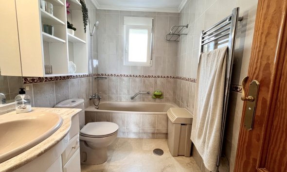 Reventa - Villa - San Miguel de Salinas