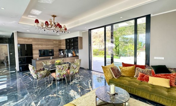 Resale - Villa - Orihuela Costa - Las Colinas Golf Resort