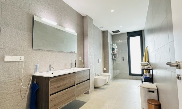 Resale - Villa - Orihuela Costa - Las Colinas Golf Resort