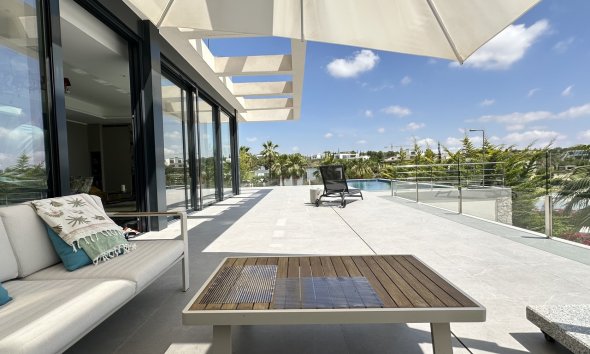 Resale - Villa - Orihuela Costa - Las Colinas Golf Resort