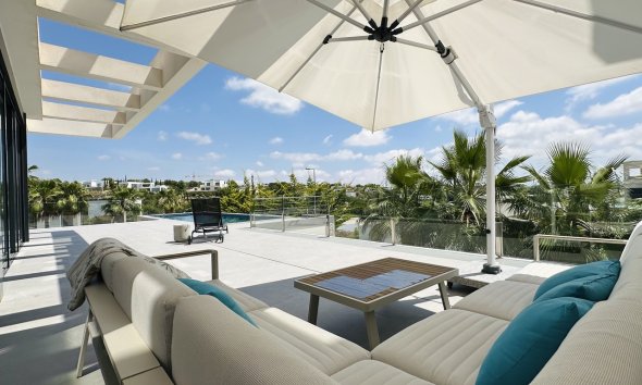 Resale - Villa - Orihuela Costa - Las Colinas Golf Resort