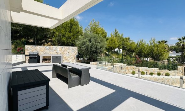 Resale - Villa - Orihuela Costa - Las Colinas Golf Resort