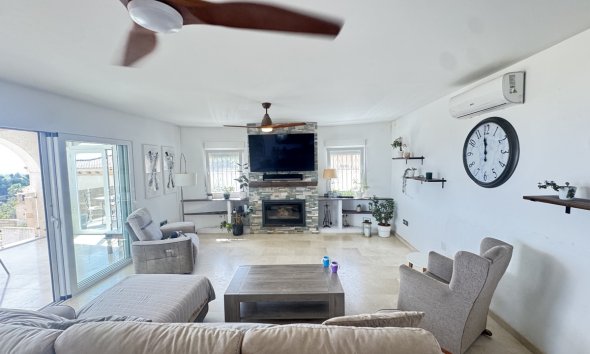 Resale - Villa - San Miguel de Salinas