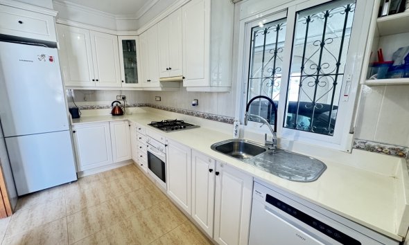 Resale - Villa - San Miguel de Salinas