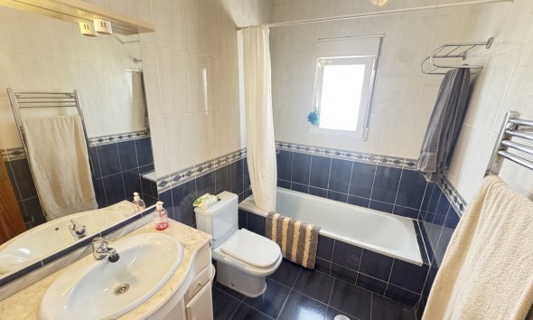 Resale - Villa - San Miguel de Salinas