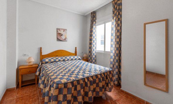 Resale - Apartment - Torrevieja - Estacion de autobuses