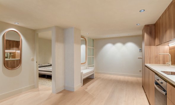 Resale - Apartment - Alicante