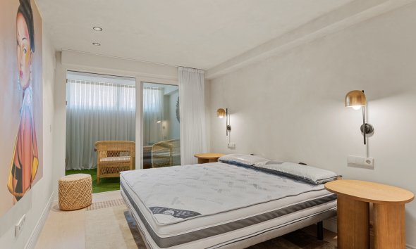 Resale - Apartment - Alicante