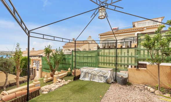 Resale - Bungalow - Orihuela Costa - La Florida