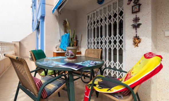 Resale - Apartment - Torrevieja - Playa de los locos