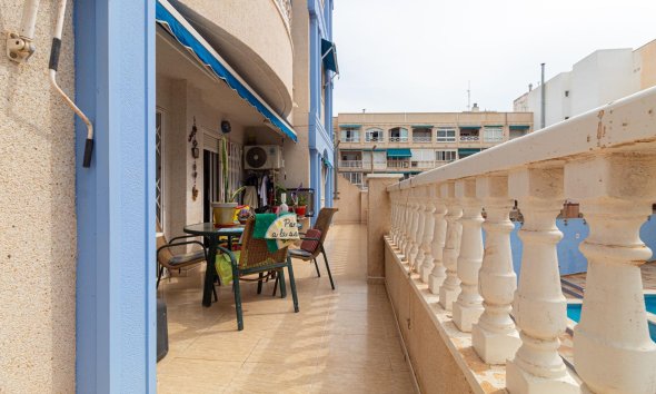 Resale - Apartment - Torrevieja - Playa de los locos