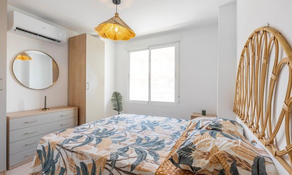 Reventa - Apartment - Torrevieja - Playa de los Naufragos