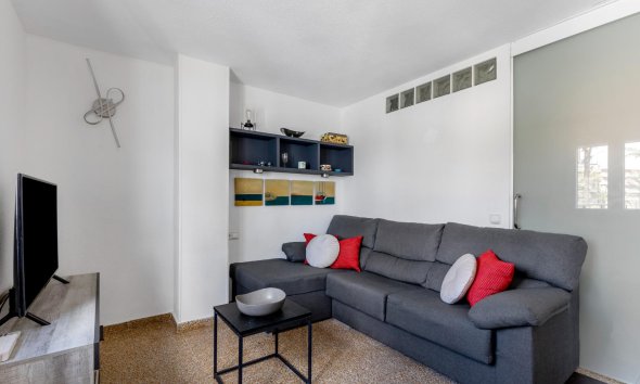 Resale - Apartment - Torrevieja - Playa del cura