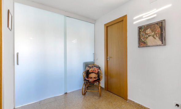 Resale - Apartment - Torrevieja - Playa del cura