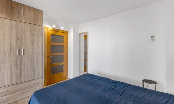 Resale - Apartment - Torrevieja - Playa del cura