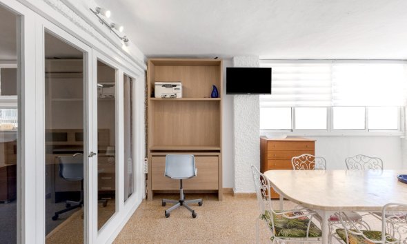 Resale - Apartment - Torrevieja - Playa del cura
