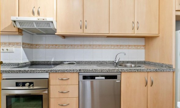 Resale - Apartment - Orihuela Costa - Campoamor