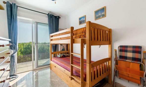 Resale - Apartment - Orihuela Costa - Campoamor