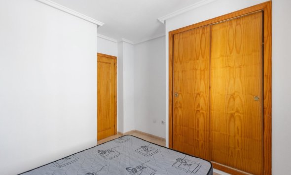 Resale - Apartment - Torrevieja - El molino