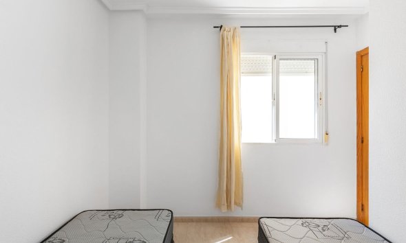 Resale - Apartment - Torrevieja - El molino