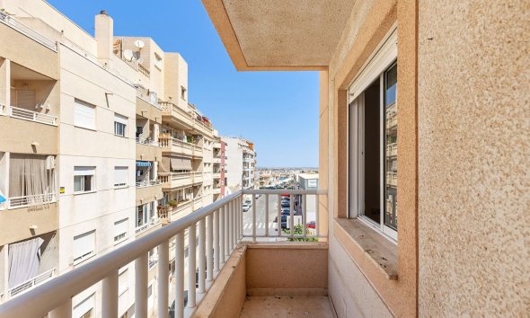 Resale - Apartment - Torrevieja - El molino