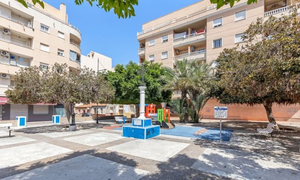 Resale - Apartment - Torrevieja - El molino