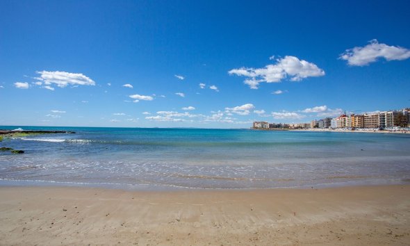 Resale - Apartment - Torrevieja - El molino