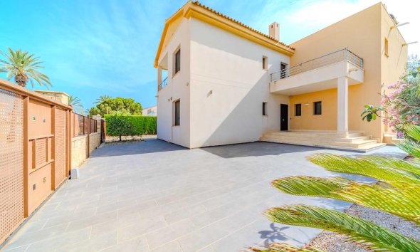 Resale - Villa - Orihuela Costa - Costa blanca