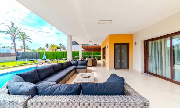 Resale - Villa - Orihuela Costa - Costa blanca