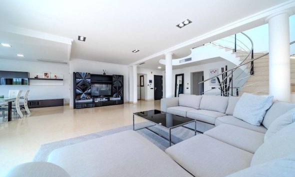 Resale - Villa - Orihuela Costa - Costa blanca