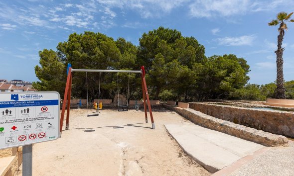 Resale - Bungalow - Torrevieja - La Mata