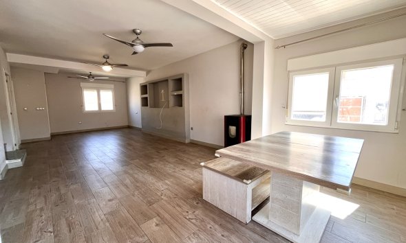 Rynek Wtórny - Willa - San Miguel de Salinas